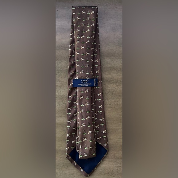 Brooks Brothers 346 Silk Brown Safari Tie - Picture 4 of 4
